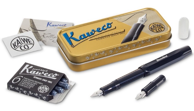 Набор для каллиграфии Kaweco Calligraphy S из черной ручки, картриджей и перьа в кейсе купить в художественном магазине ArtCraft.Space с доставкой по всему миру