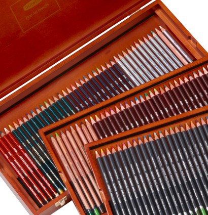 Набор цветных карандашей Derwent Limited Edition 120 цветов в деревянном кейсе купить в художественном магазине ArtCraft.Space