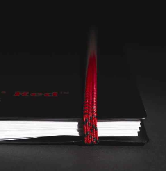 Блокнот OXFORD Black ’n’ Red A5 70л линейка двойная спираль пластиковая обложка  ,