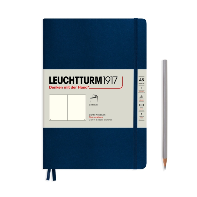 Блокнот Leuchtturm1917 Classic A5 (14.5x21см.) 80г/м2 - 123 стр. нелинованный, мягкая обложка, цвет: Синий Неви