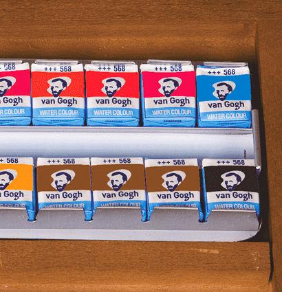 Набор акварели Van Gogh Wooden Box 24 цвета в деревянном этюднике с кистями и палитрой Ван Гог купить в художественном магазине ArtCraft.Space с доставкой по РФ и СНГ