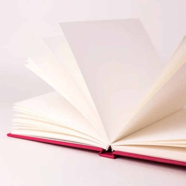 Скетчбук для акварели Малевичъ Veroneze розовый с хлопком А5 / 50 листов / 200 гм купить в магазине для художников ArtCraft.Space с доставкой по всему миру