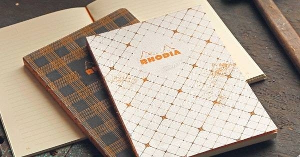 Блокнот Rhodia Heritage Chevrons в клетку мягкая обложка черный А5 / 70 листов / 90 гм купить в художественном магазине ArtCraft.Space
