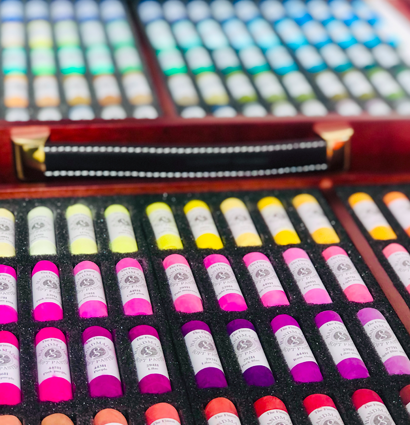 Пастель Mungyo Gallery Handmade Soft Pastel сухая круглая 200 цветов профессиональная в деревянном кейсе купить в художественном магазине ArtCraft.Space с доставкой по всему миру