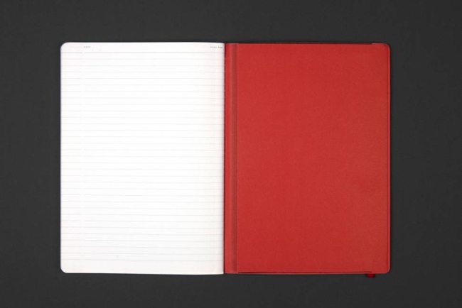 Блокнот OXFORD Black ’n’ Red A6 72л линейка фикс.резинка карман мягкая обложка