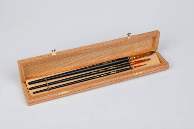 Набор кистей для рисования Roubloff №8 колонок круглые 3 штуки в деревянной шкатулке купить в художественном магазине ArtCraft.Space с доставкой по РФ и СНГ