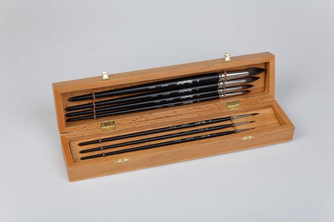 Набор кистей для рисования Roubloff №10 белка круглые 8 штук в деревянной шкатулке купить в художественном магазине ArtCraft.Space с доставкой по РФ и СНГ