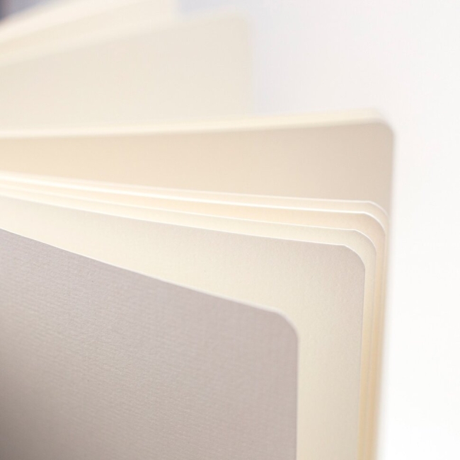 Скетчбук для акварели Малевичъ Waterfall коричневый 19х19 см / 20 листов / 200 гм купить в художественном магазине ArtCraft.Space с доставкой по всему миру Скетчбук для акварели Малевичъ Waterfall коричневый 19х19 см / 20 листов / 200 гм купить в художественном магазине ArtCraft.Space с доставкой по всему миру