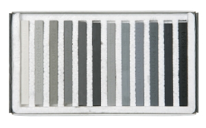 Набор сухой пастели серых оттенков, размер пастели 7х7, длина пастели 72 мм, 12 цветов, картонная коробка