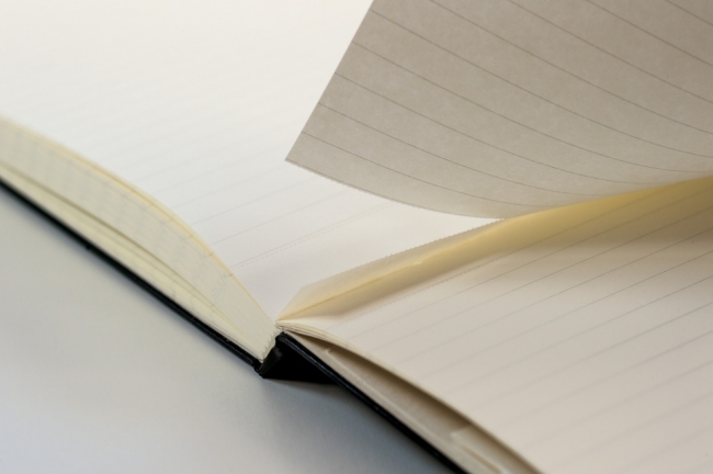 Блокнот Leuchtturm1917 Portrait Pocket A6 (9x15см.) 80г/м2 - 184 стр. в линейку, твердая обложка, цвет: Черный