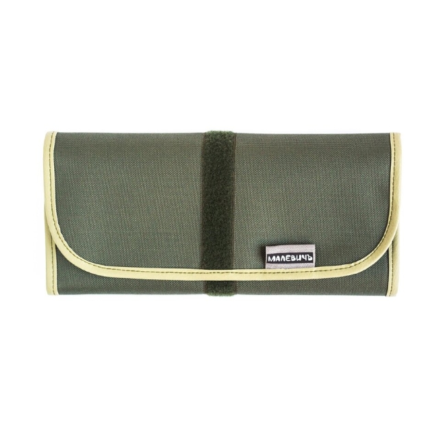 Пенал-свиток Малевичъ зелёный для кистей и других художественных принадлежностей купить в художественном магазине ArtCraft.Space с доставкой по всему миру