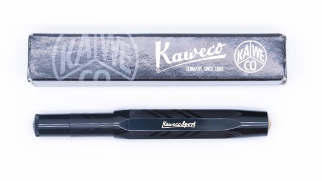 Ручка-роллер KAWECO CLASSIC Sport Guilloche 0.7мм черный корпус с орнаментом,