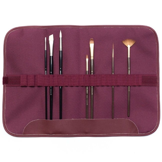 Пенал-свиток Малевичъ бордовый для длинных кистей и других принадлежностей купить в художественном магазине ArtCraft.Space с доставкой по всему миру