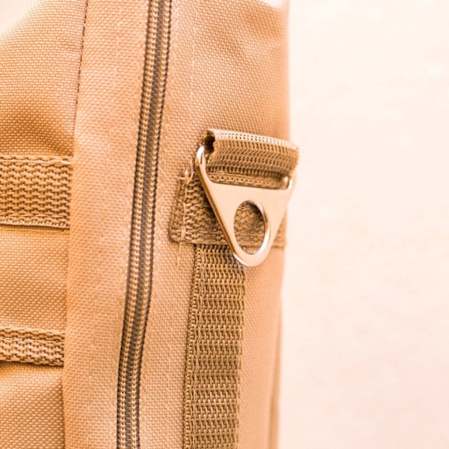 Сумка-чехол для этюдника Малевичъ МЛ-133 бежевая с ремнём и карманами купить в художественном магазине ArtCraft.Space с доставкой по всему миру