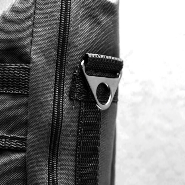 Сумка-чехол для этюдника Малевичъ МЛ-133 чёрная с ремнём и карманами купить в художественном магазине ArtCraft.Space с доставкой по всему миру Сумка-чехол для этюдника Малевичъ МЛ-133 чёрная с ремнём и карманами купить в художественном магазине ArtCraft.Space с доставкой по всему миру