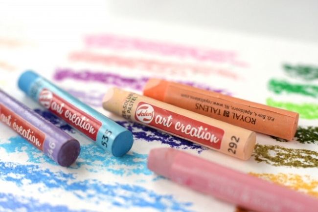 Сухая мягкая пастель Art Creation Royal Talens в наборе 36 цветов купить в магазине для художников и рисования ArtCraft.Space