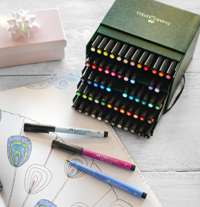 Набор маркеров Pitt Artist Pen Brush Faber Castell 60 цветов в кейсе купить в художественном магазине ArtCraft.Space с доставкой по РФ и СНГ Набор маркеров Pitt Artist Pen Brush Faber Castell 60 цветов в кейсе купить в художественном магазине ArtCraft.Space с доставкой по РФ и СНГ