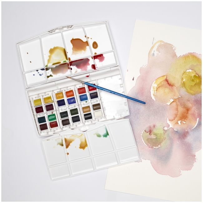 Набор акварели Cotman, РИСОВАНИЕ ПЛЮС, маленькие кюветы  (24 х маленьких кювета, 1 х кисть серии 111 №3) в пластиковой коробке
