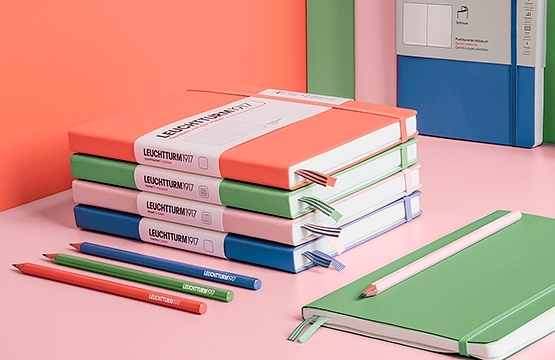 Блокнот Leuchtturm1917 Classic A5 (14.5x21см.) 80г/м2 - 251 стр. в линейку, твердая обложка, цвет: Пудровый