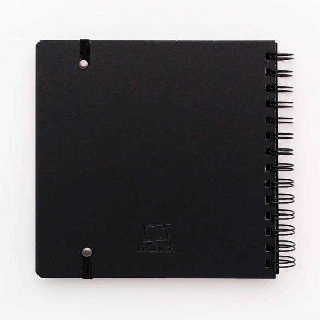 Скетчбук с чёрной бумагой Малевичъ Graf Art Total Black на пружине 19х19 см / 60 листов / 150 гм купить в художественном магазине ArtCraft.Space с доставкой по всему миру Скетчбук с чёрной бумагой Малевичъ Graf Art Total Black на пружине 19х19 см / 60 листов / 150 гм купить в художественном магазине ArtCraft.Space с доставкой по всему миру