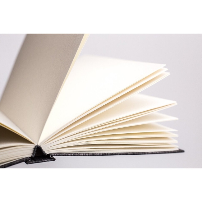 Скетчбук для сухих техник Graf Art Малевичъ Dark Wood книжка А6 / 48 листов / 150 гм купить в художественном магазине ArtCraft.Space с доставкой по всему миру