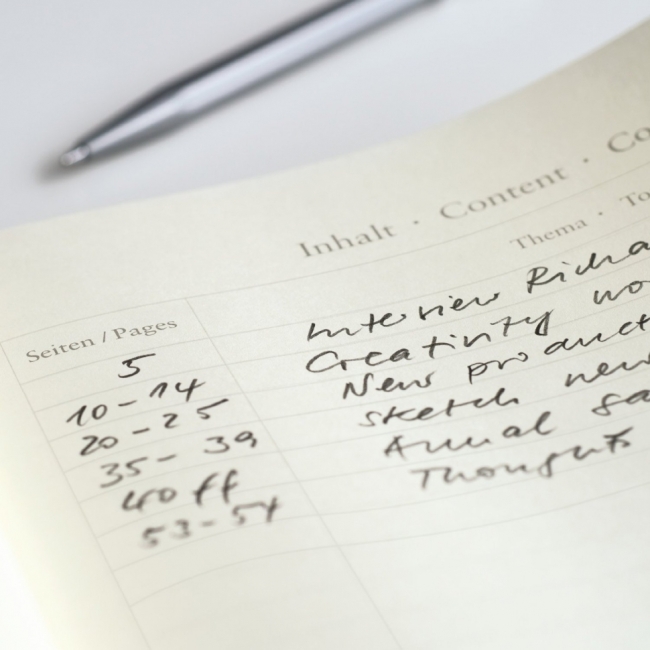 Блокнот Leuchtturm1917 Classic A5 (14.5x21см.) 80г/м2 - 251 стр. в линейку, твердая обложка, цвет: Лимонный