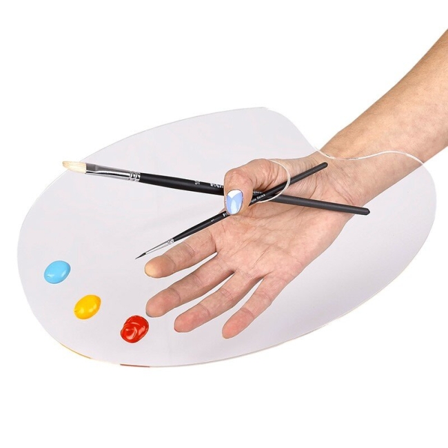 Палитра из оргстекла овальная Малевичъ 31х21 см для смешивания красок купить в художественном магазине ArtCraft.Space с доставкой по всему миру Палитра из оргстекла овальная Малевичъ 31х21 см для смешивания красок купить в художественном магазине ArtCraft.Space с доставкой по всему миру