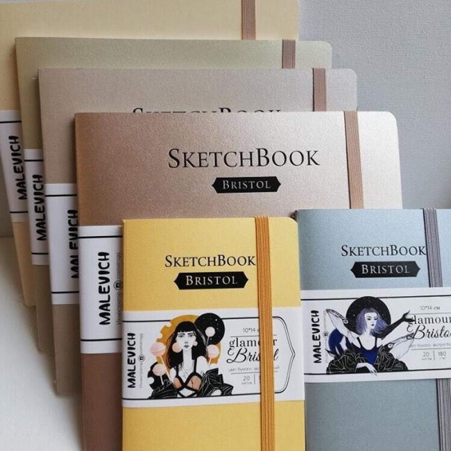 Скетчбук Малевичъ Bristol Glamour золотой для маркеров и графики 19х19 см / 20 листов / 180 гм купить в магазине маркеров и скетчбуков ArtCraft.Space с доставкой по РФ и СНГ Скетчбук Малевичъ Bristol Glamour золотой для маркеров и графики 19х19 см / 20 листов / 180 гм купить в магазине маркеров и скетчбуков ArtCraft.Space с доставкой по РФ и СНГ