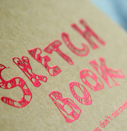 Купить скетчбук для рисования в интернет-магазине Kraft Sketch Book с белой плотной бумагой и крафтовой обложкой.