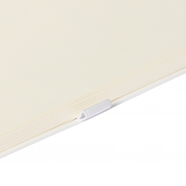 Блокнот для зарисовок Sketchmarker 140г/кв.м 20*20cм 80л твердая обложка Белый