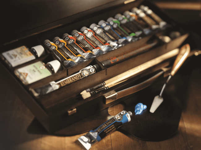 Набор масляных красок Royal Talens Rembrandt "Профессионал" 12 цветов в деревянном  кейсе с аксессуарами купить в художественном магазине ArtCraft.Space с доставкой по РФ и СНГ