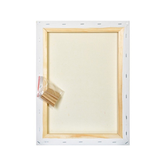 Холст на подрамнике грунтованный Малевичъ 35х45 см / среднее зерно / 100% хлопок купить в художественном магазине ArtCraft.Space с доставкой по всему миру