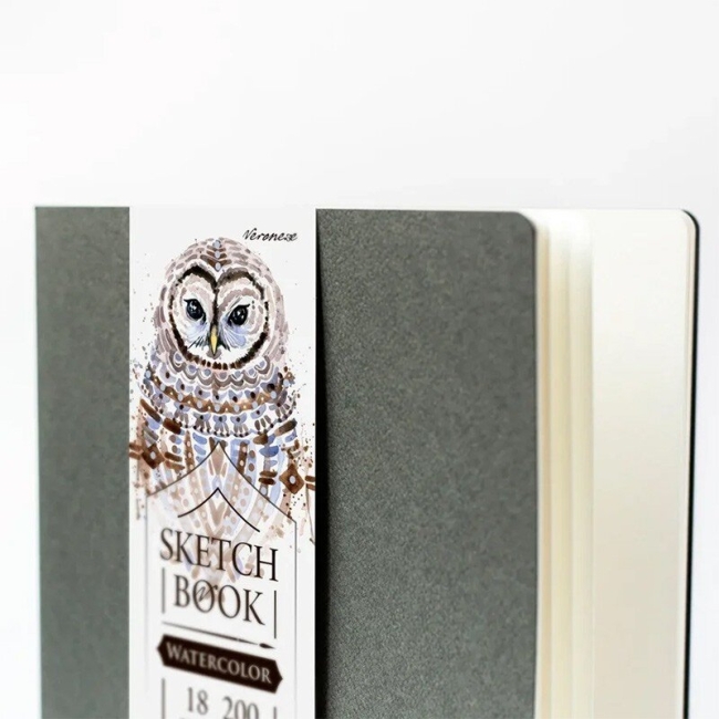 Скетчбук для акварели Малевичъ Shammy Fin серый с хлопком 20 х 20 см / 18 листов / 200 гм купить в художественном магазине ArtCraft.Space с доставкой по всему миру Скетчбук для акварели Малевичъ Shammy Fin серый с хлопком 20 х 20 см / 18 листов / 200 гм купить в художественном магазине ArtCraft.Space с доставкой по всему миру